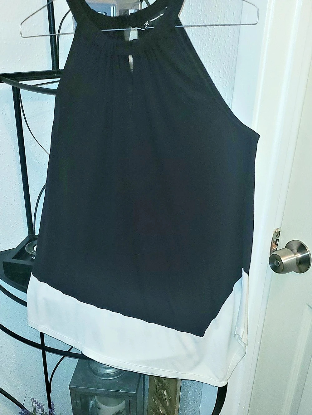 I.N.C International Concepts Color Block Halter Tank Top Black & White Large
